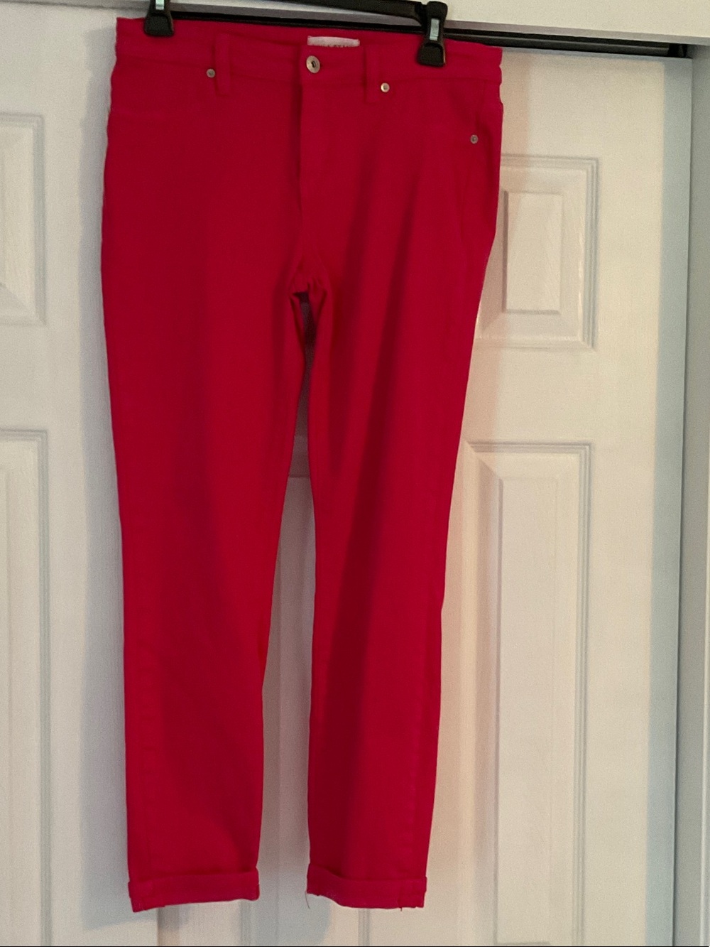 LILA RYAN Skinny Jeans in Fuschia